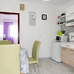 Lägenhet Borovina-1 By Interhome *