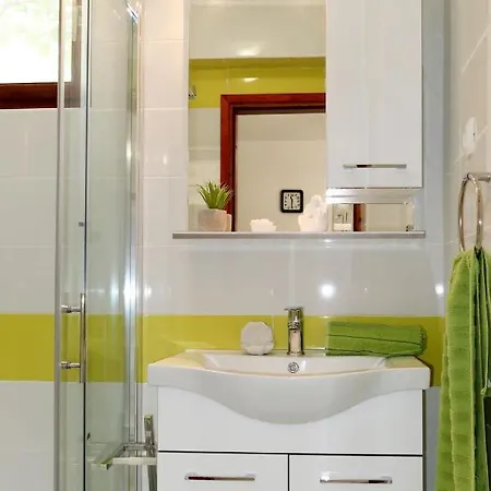 Borovina-1 By Interhome Apartman